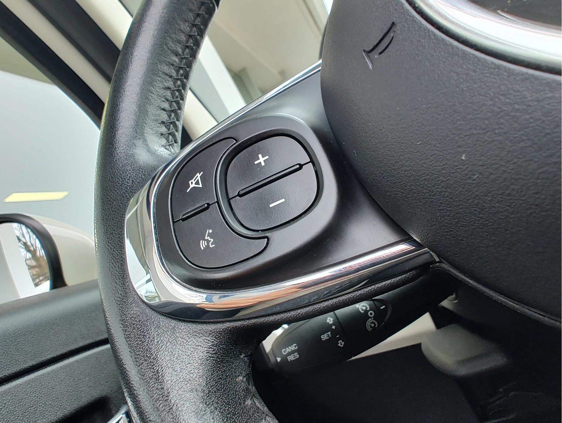 Hoofdafbeelding Fiat 500C