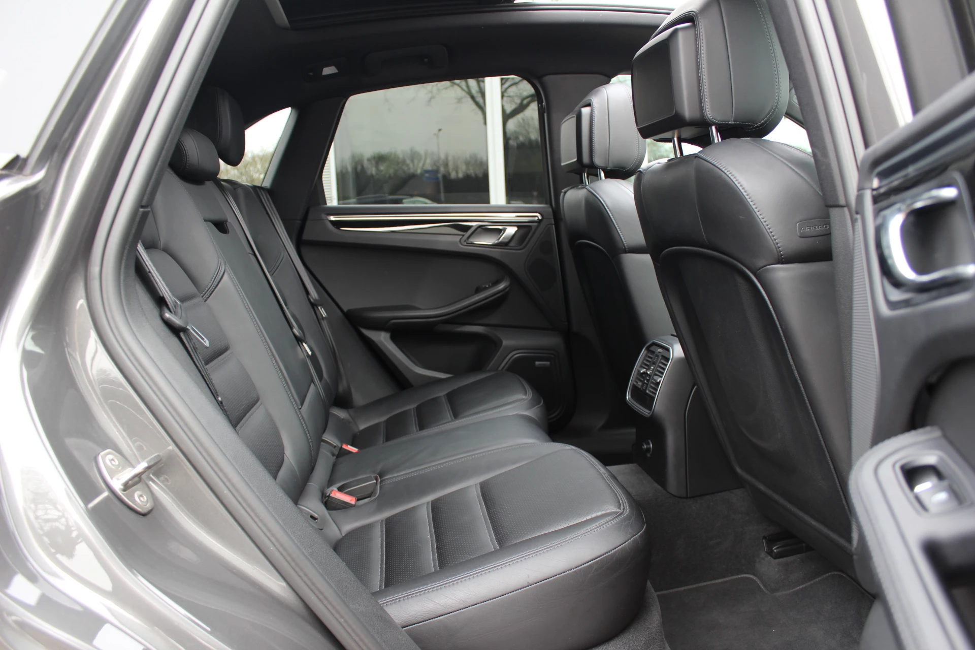 Hoofdafbeelding Porsche Macan