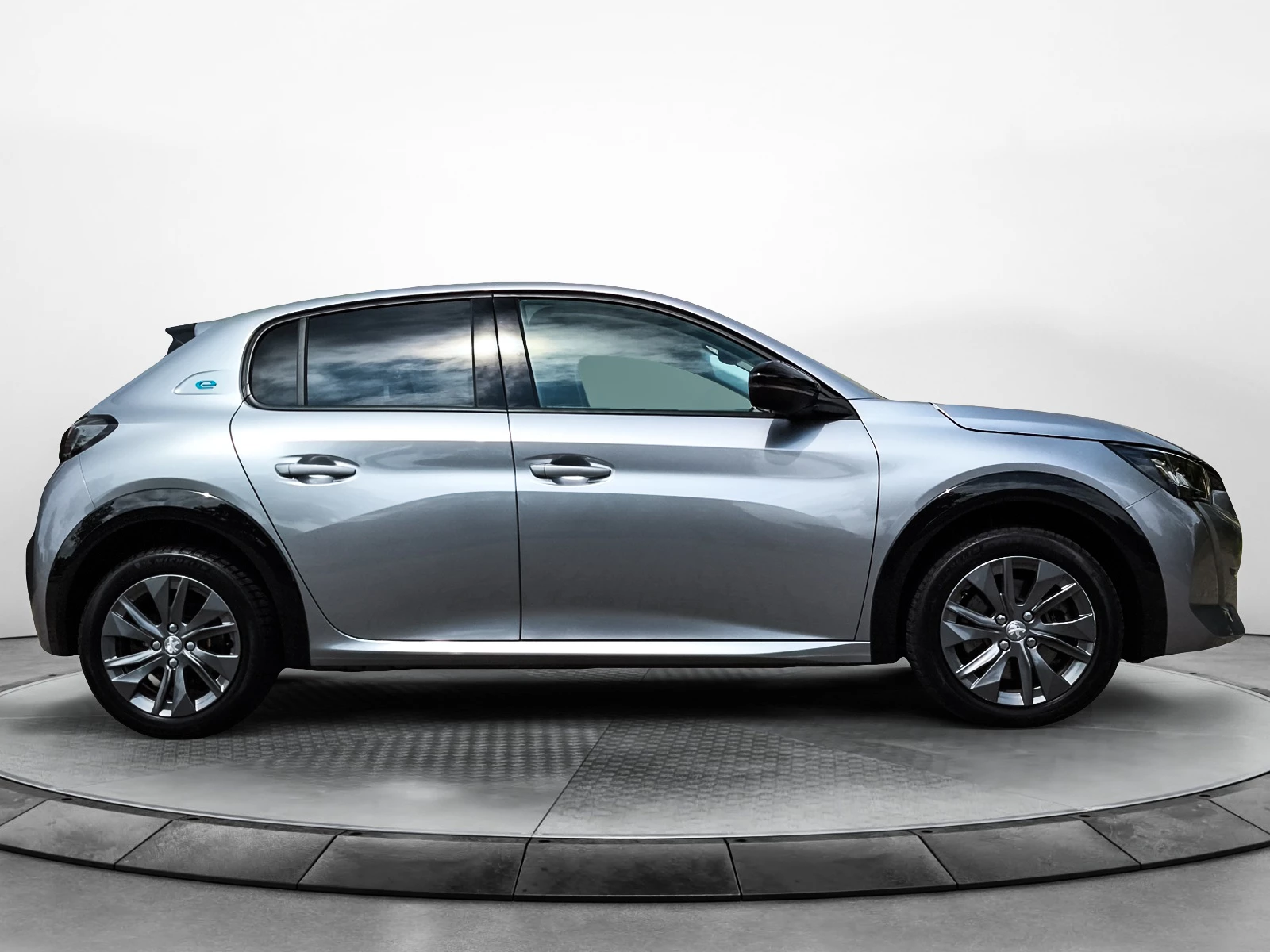 Hoofdafbeelding Peugeot e-208