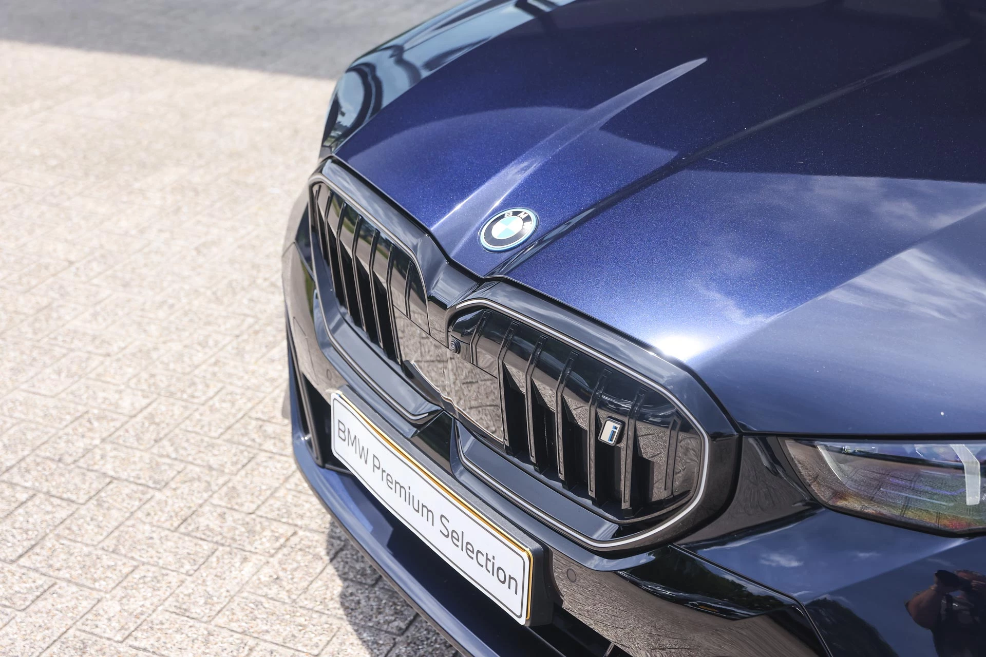 Hoofdafbeelding BMW i5