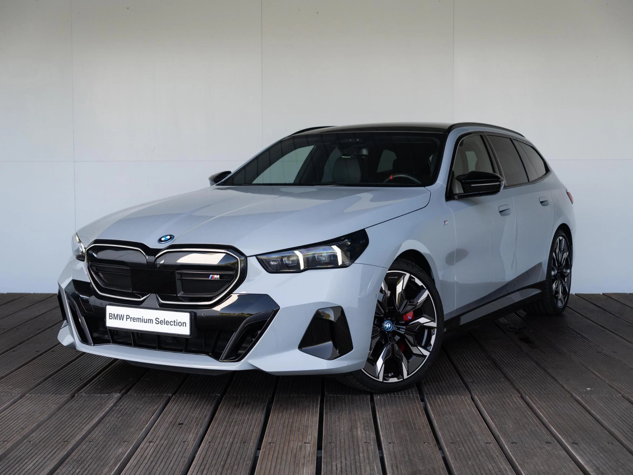 Hoofdafbeelding BMW i5