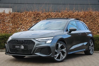 Hoofdafbeelding Audi A3 Audi A3 Sportback 35 TFSI 3x S-Line | Panoramadak | Camera | Bang & Olufsen | Matrix | Stoelverwarming | Sfeerverlichting | Camera