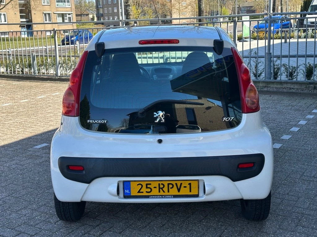 Hoofdafbeelding Peugeot 107