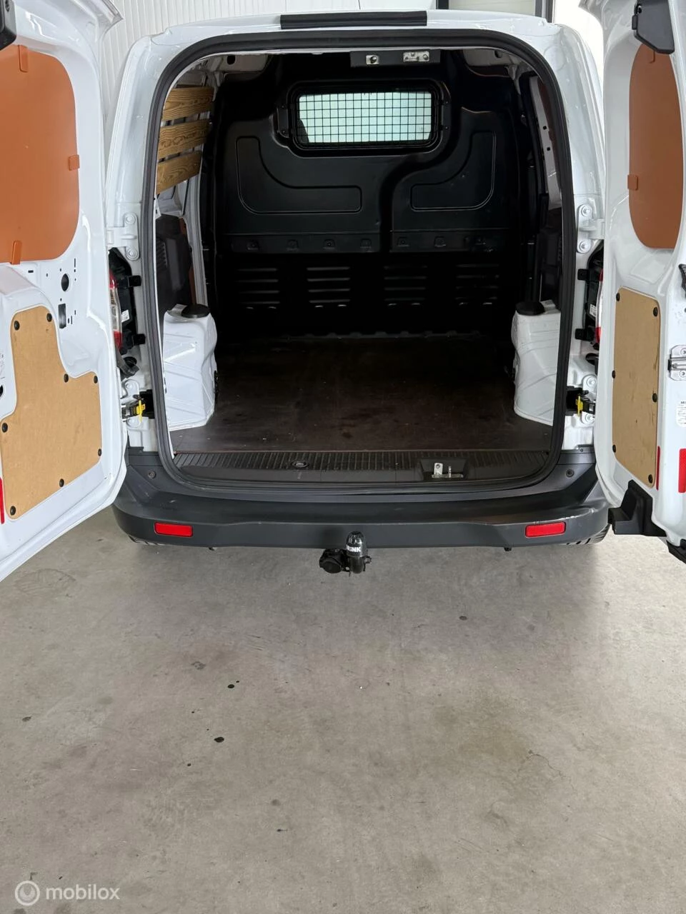 Hoofdafbeelding Ford Transit Courier