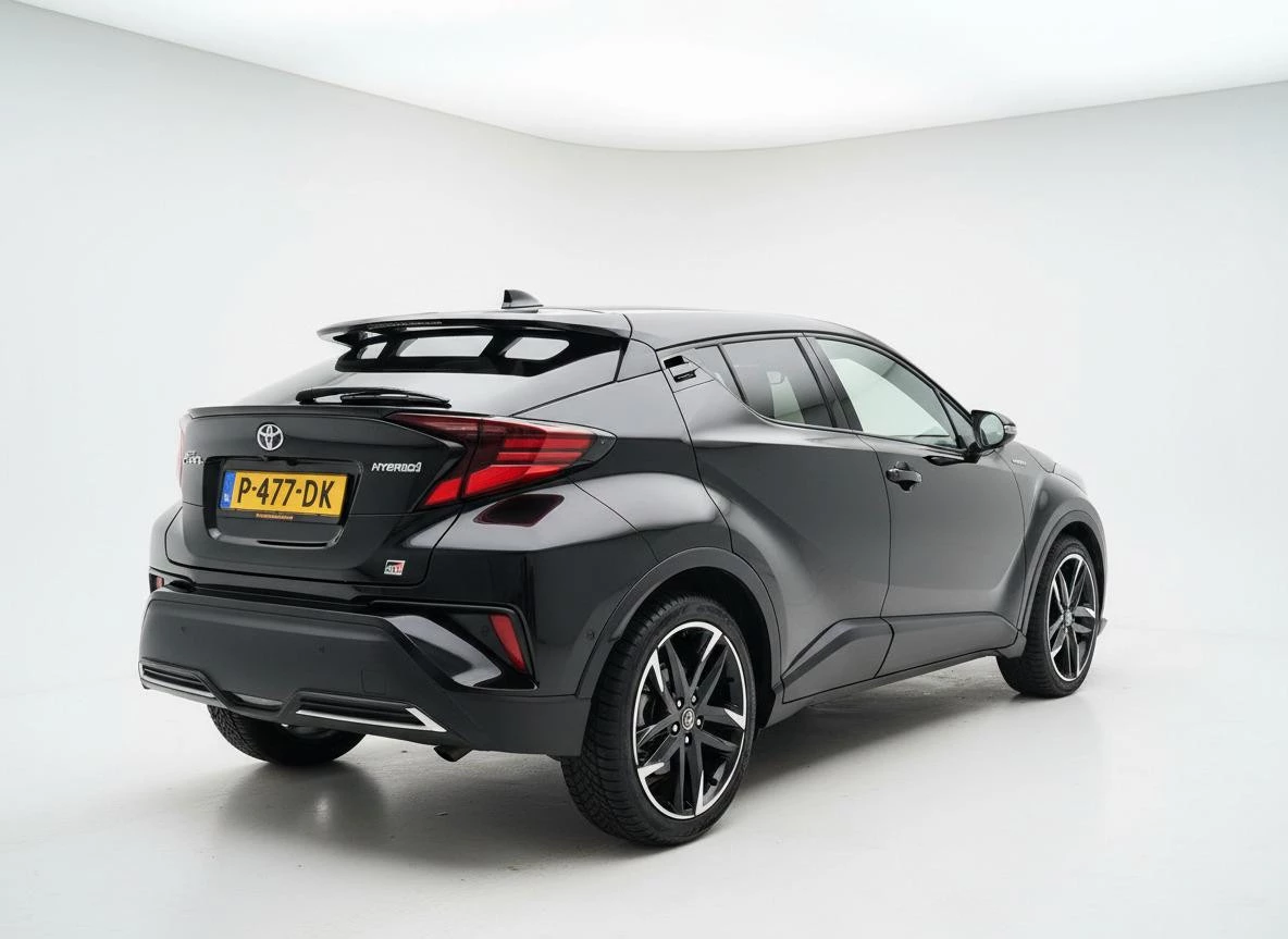 Hoofdafbeelding Toyota C-HR