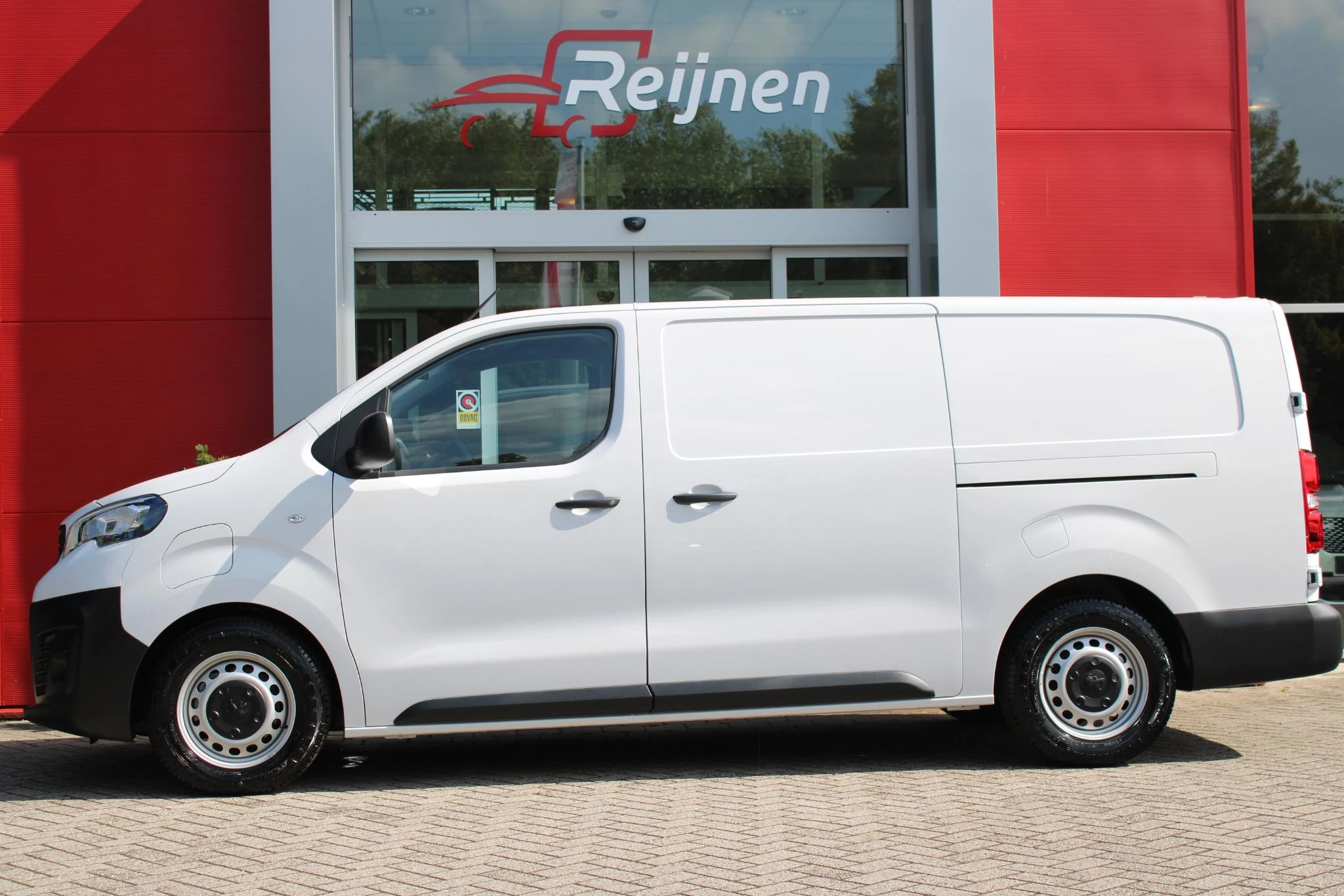 Hoofdafbeelding Peugeot e-Expert