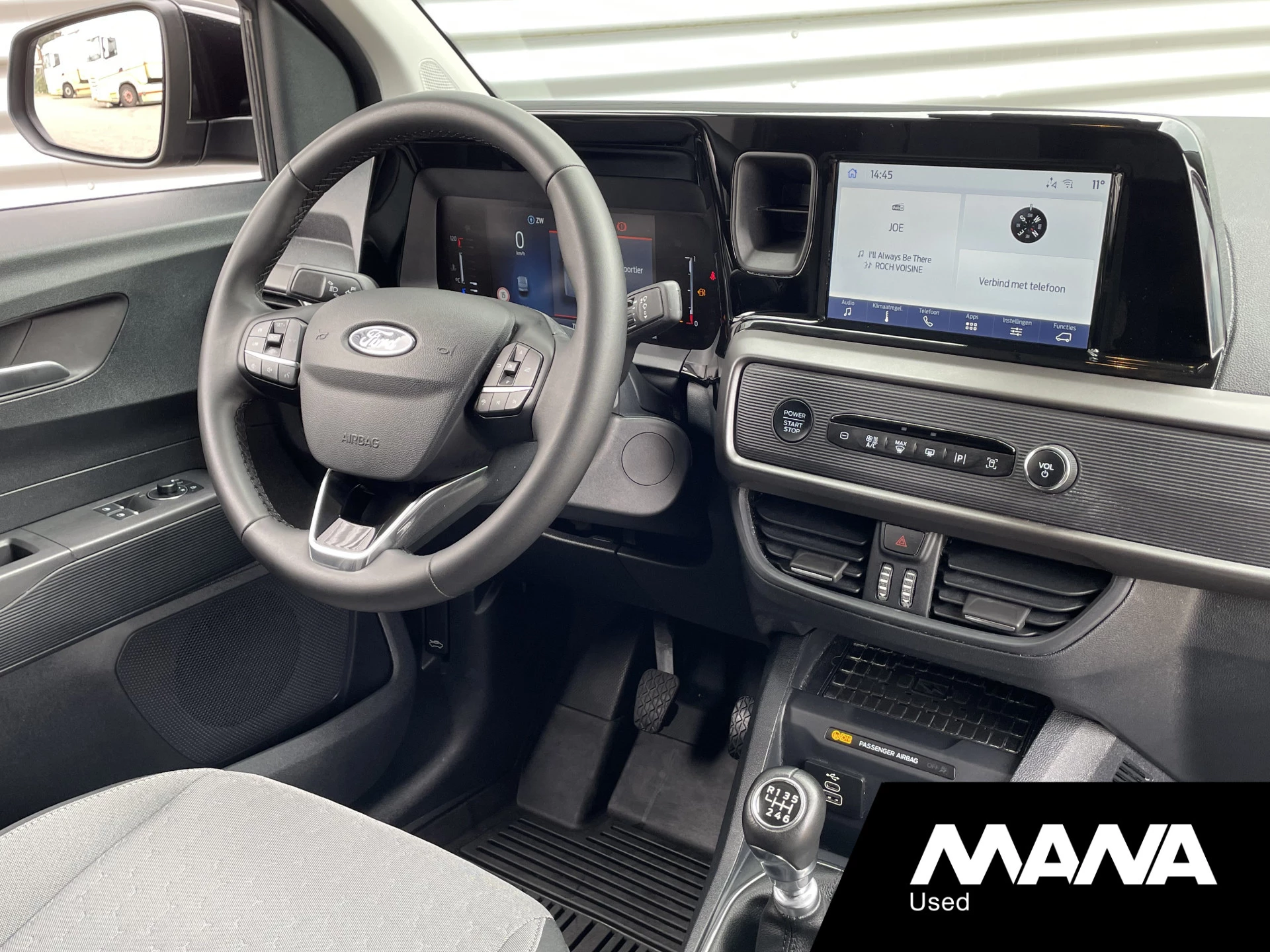 Hoofdafbeelding Ford Transit Courier