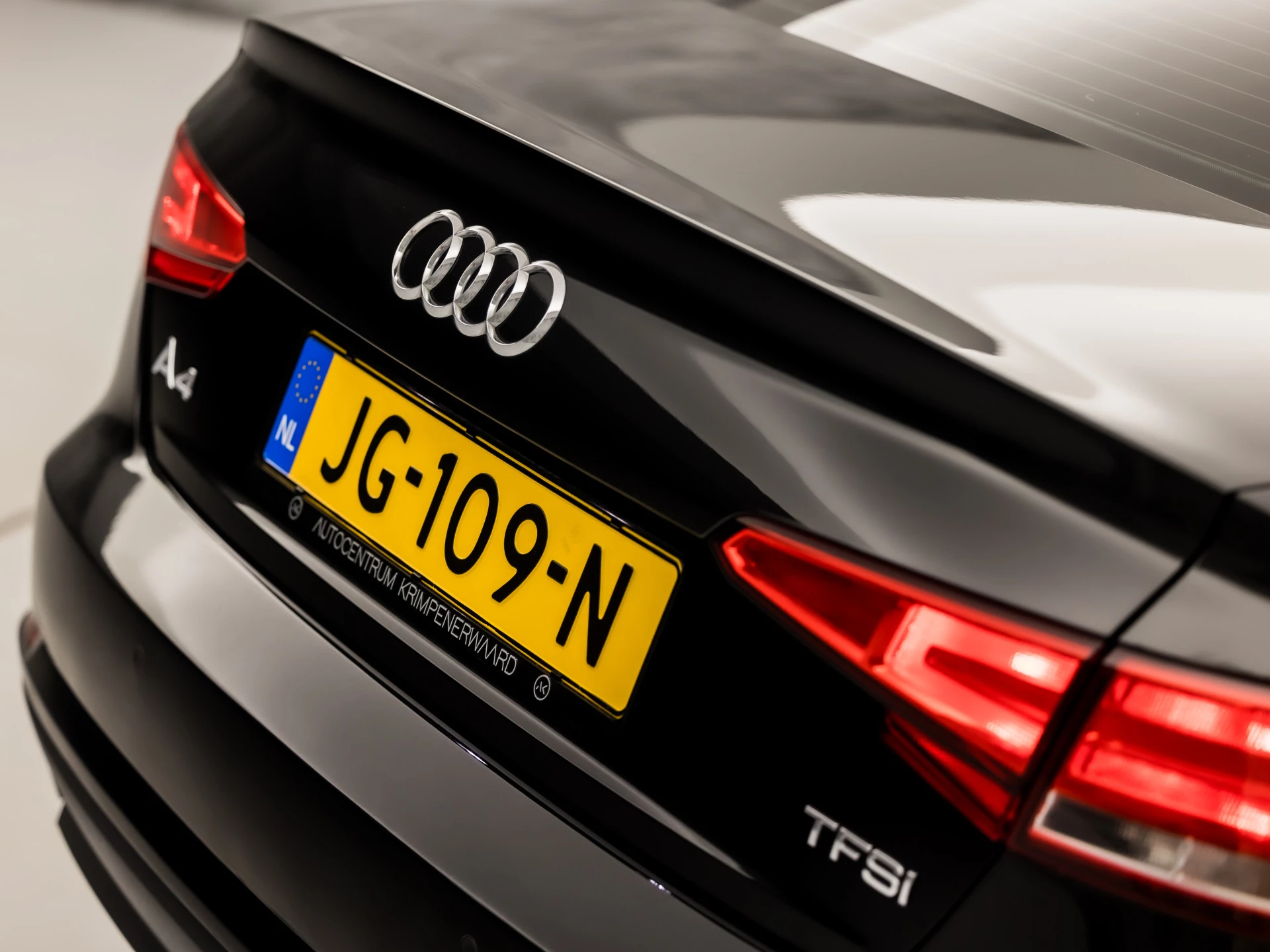 Hoofdafbeelding Audi A4