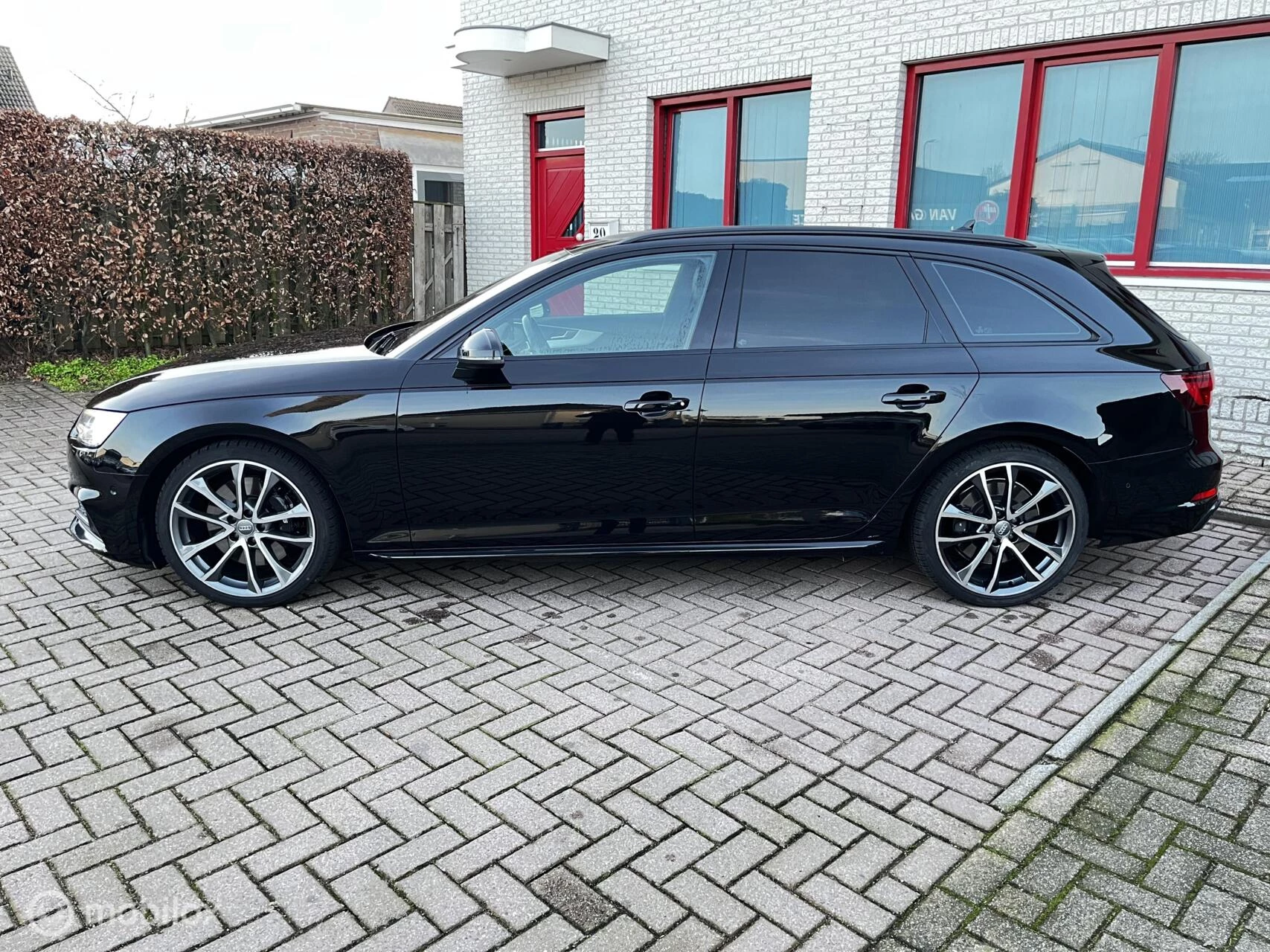 Hoofdafbeelding Audi S4
