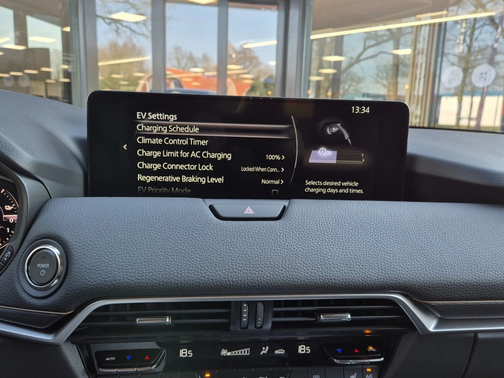 Hoofdafbeelding Mazda CX-60