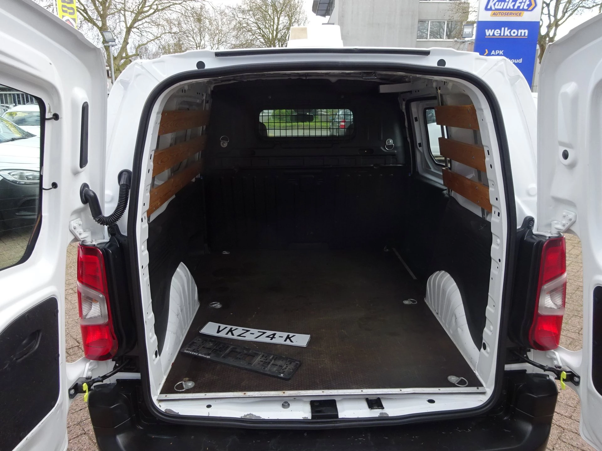 Hoofdafbeelding Peugeot Partner