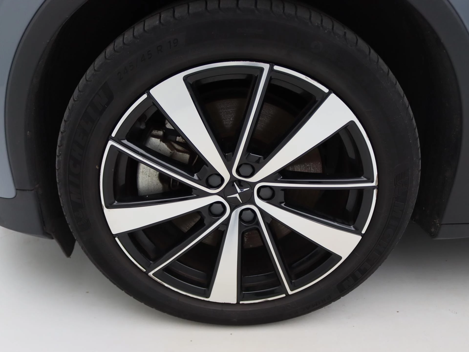 Hoofdafbeelding Polestar 2