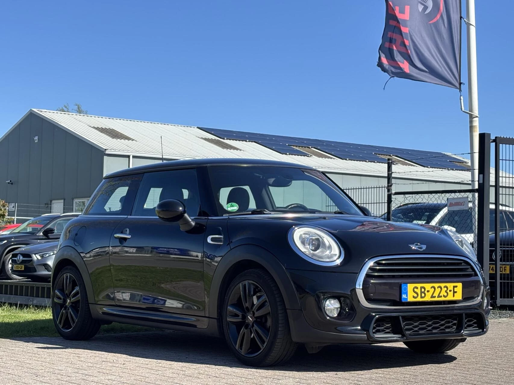 Hoofdafbeelding MINI Cooper