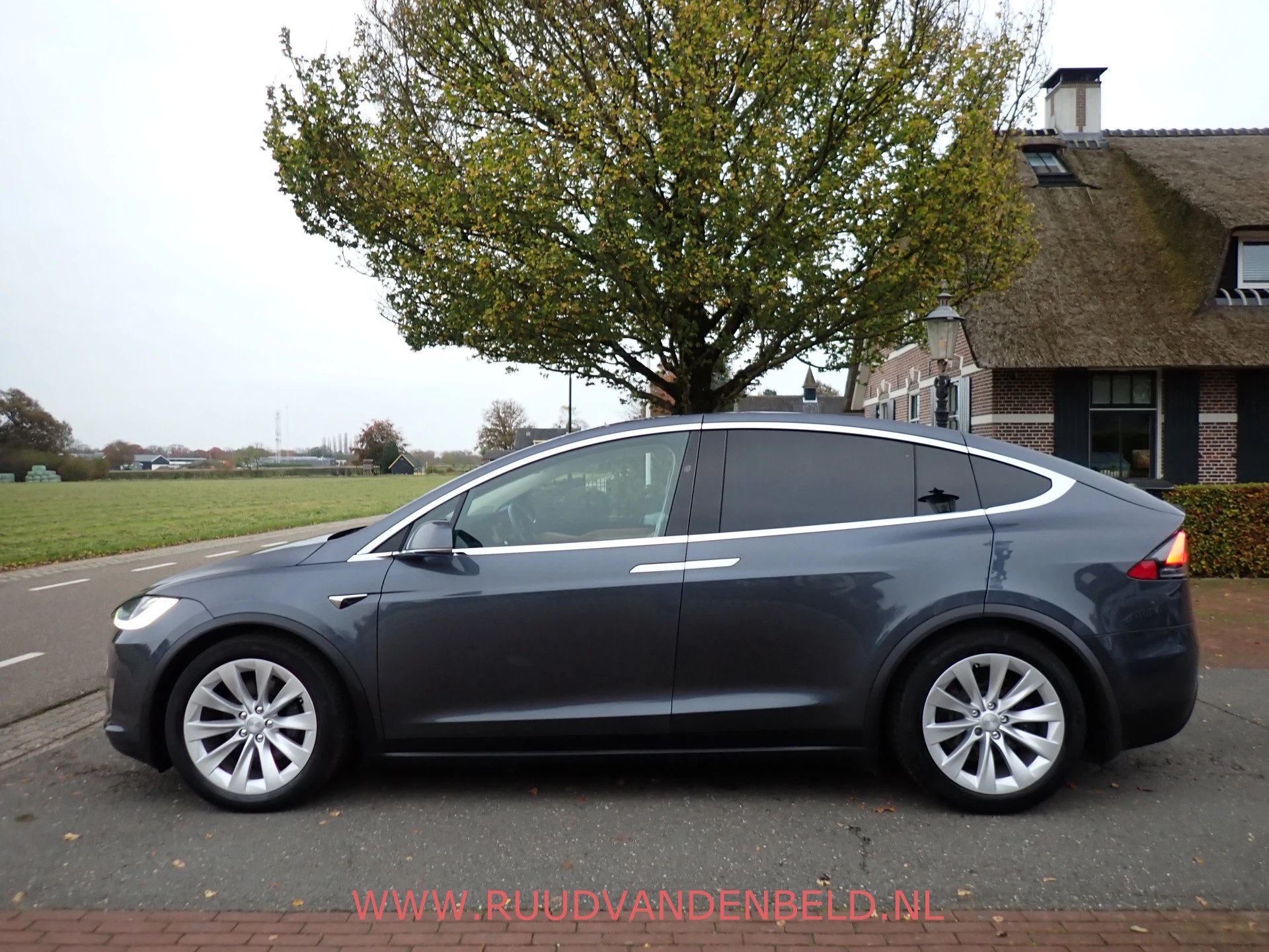 Hoofdafbeelding Tesla Model X