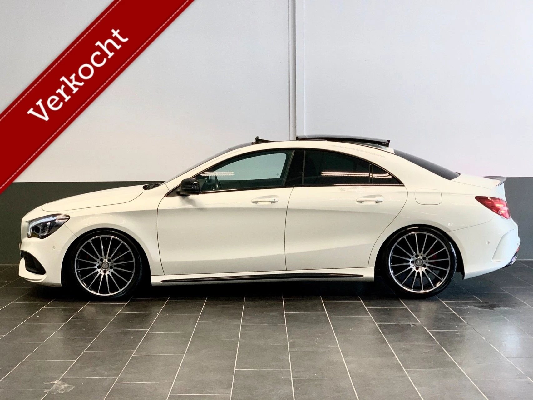 Hoofdafbeelding Mercedes-Benz CLA