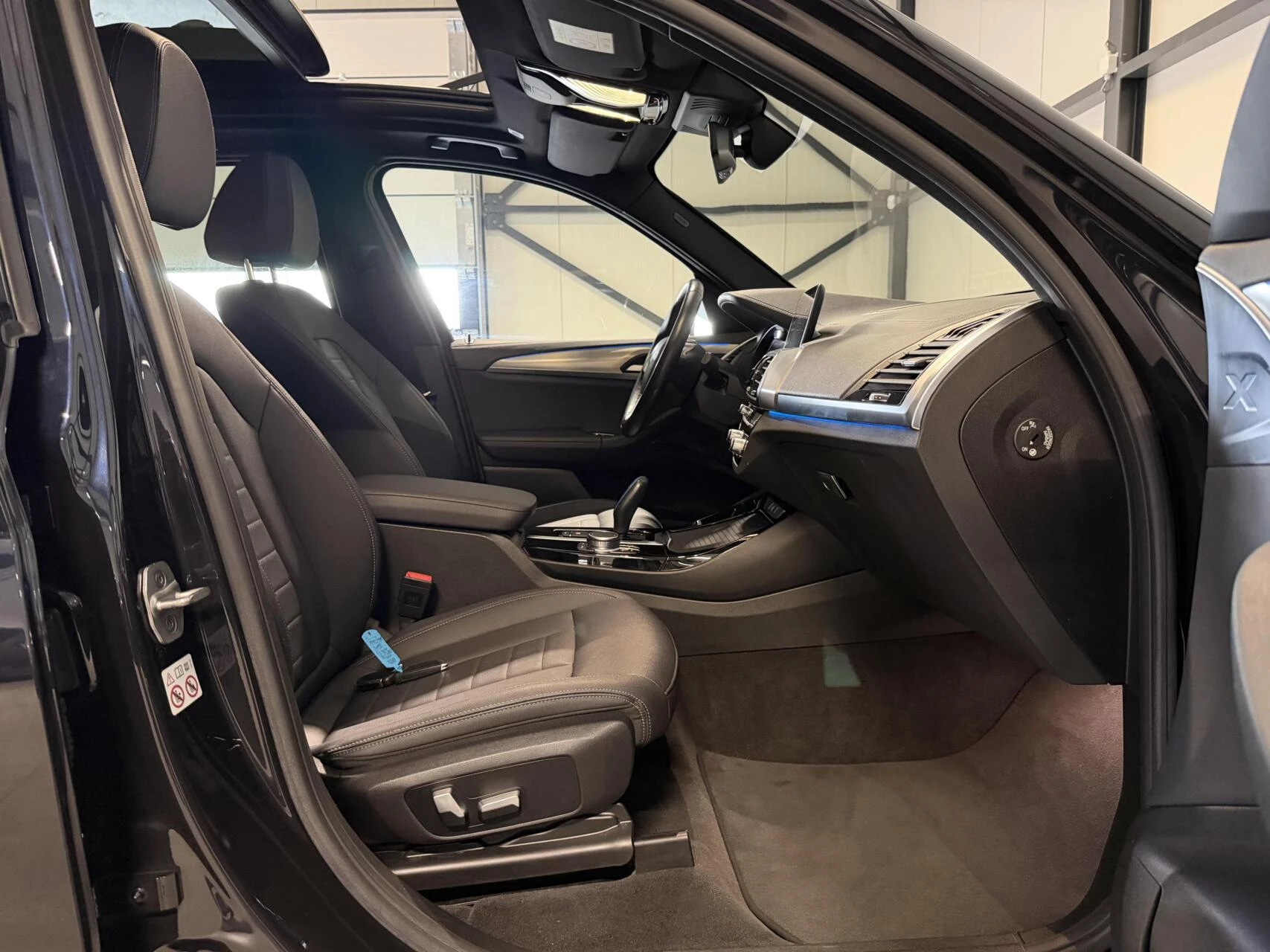 Hoofdafbeelding BMW iX3