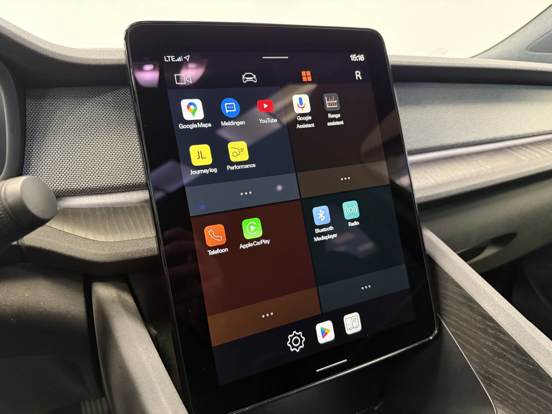 Hoofdafbeelding Polestar 2