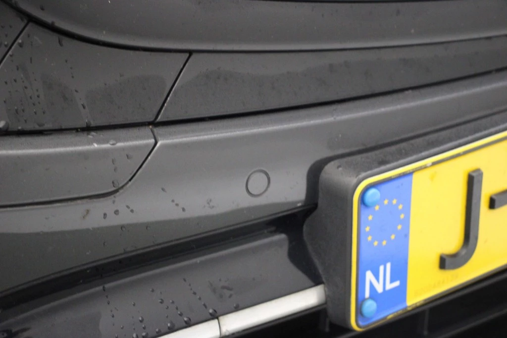 Hoofdafbeelding Mercedes-Benz EQC
