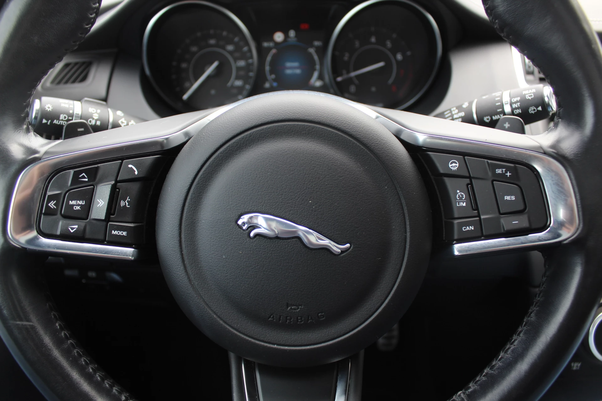 Hoofdafbeelding Jaguar E-PACE