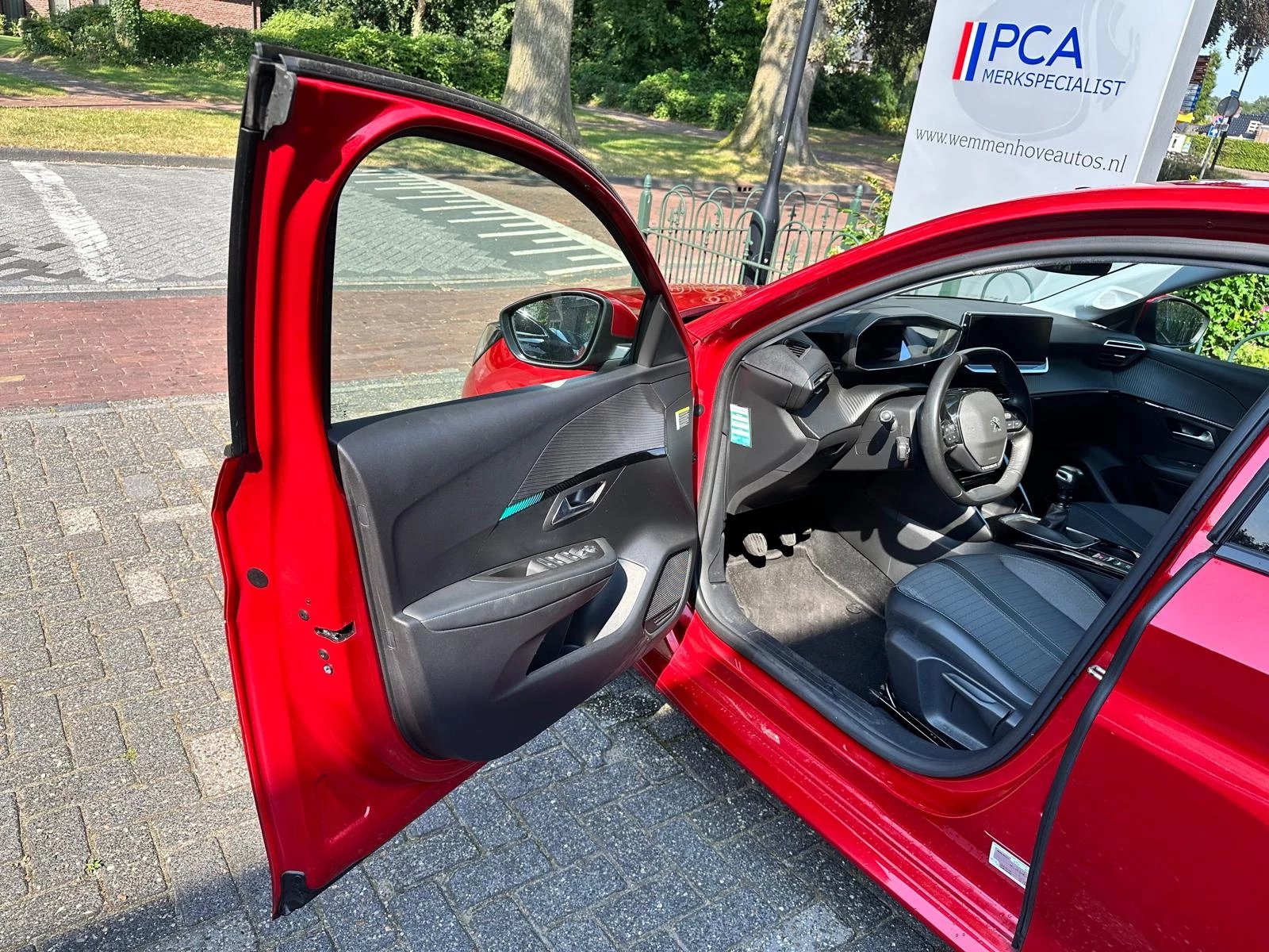 Hoofdafbeelding Peugeot 208