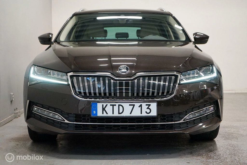 Hoofdafbeelding Škoda Superb