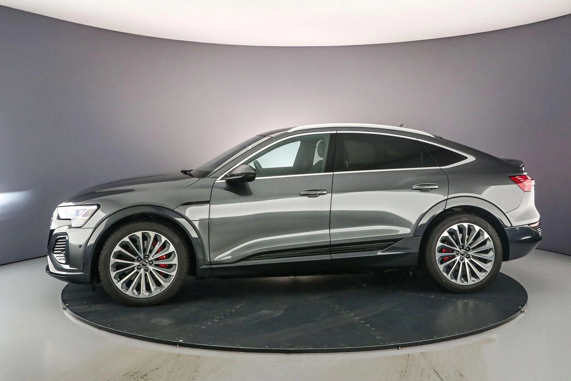 Hoofdafbeelding Audi Q8 Sportback e-tron