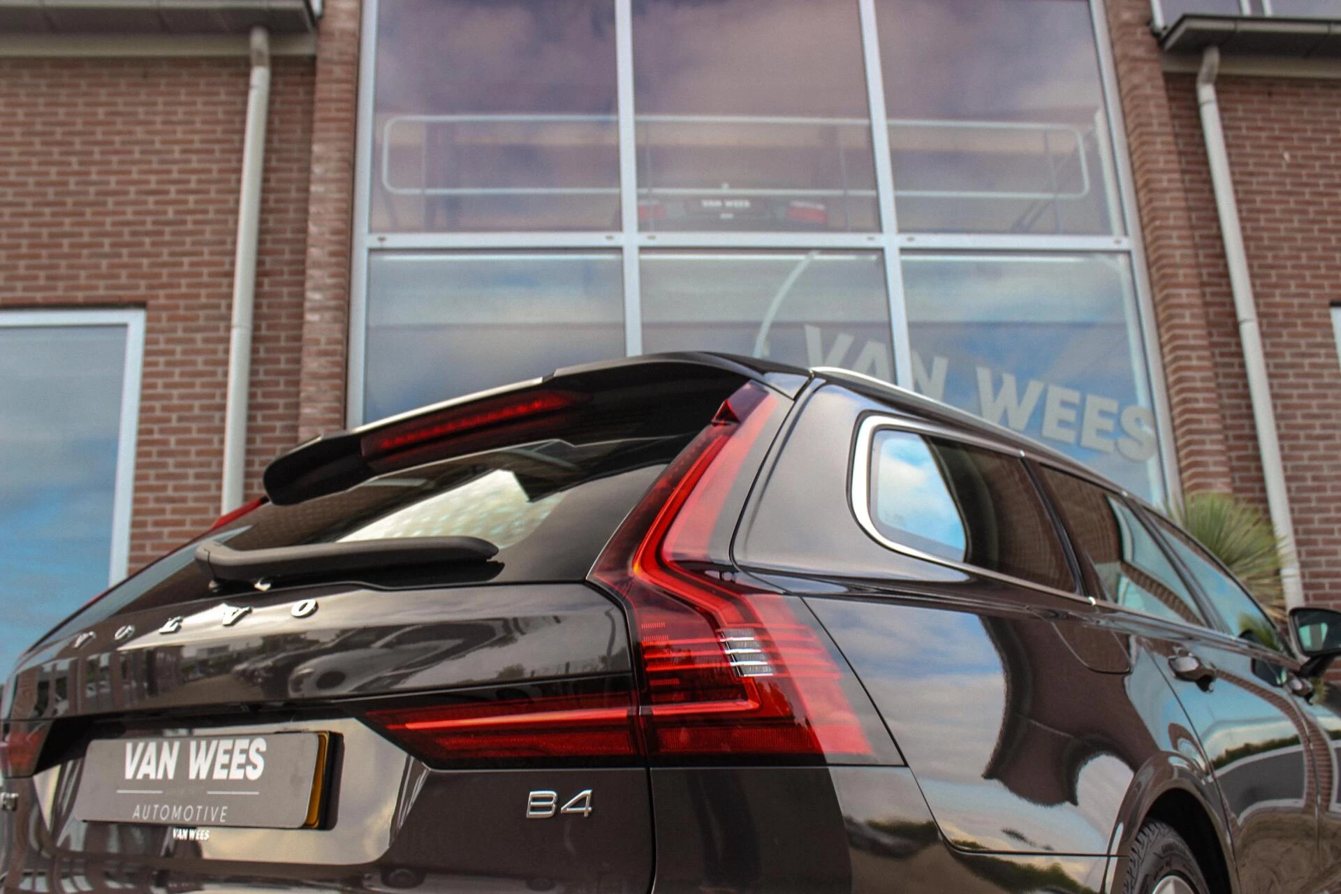 Hoofdafbeelding Volvo V90