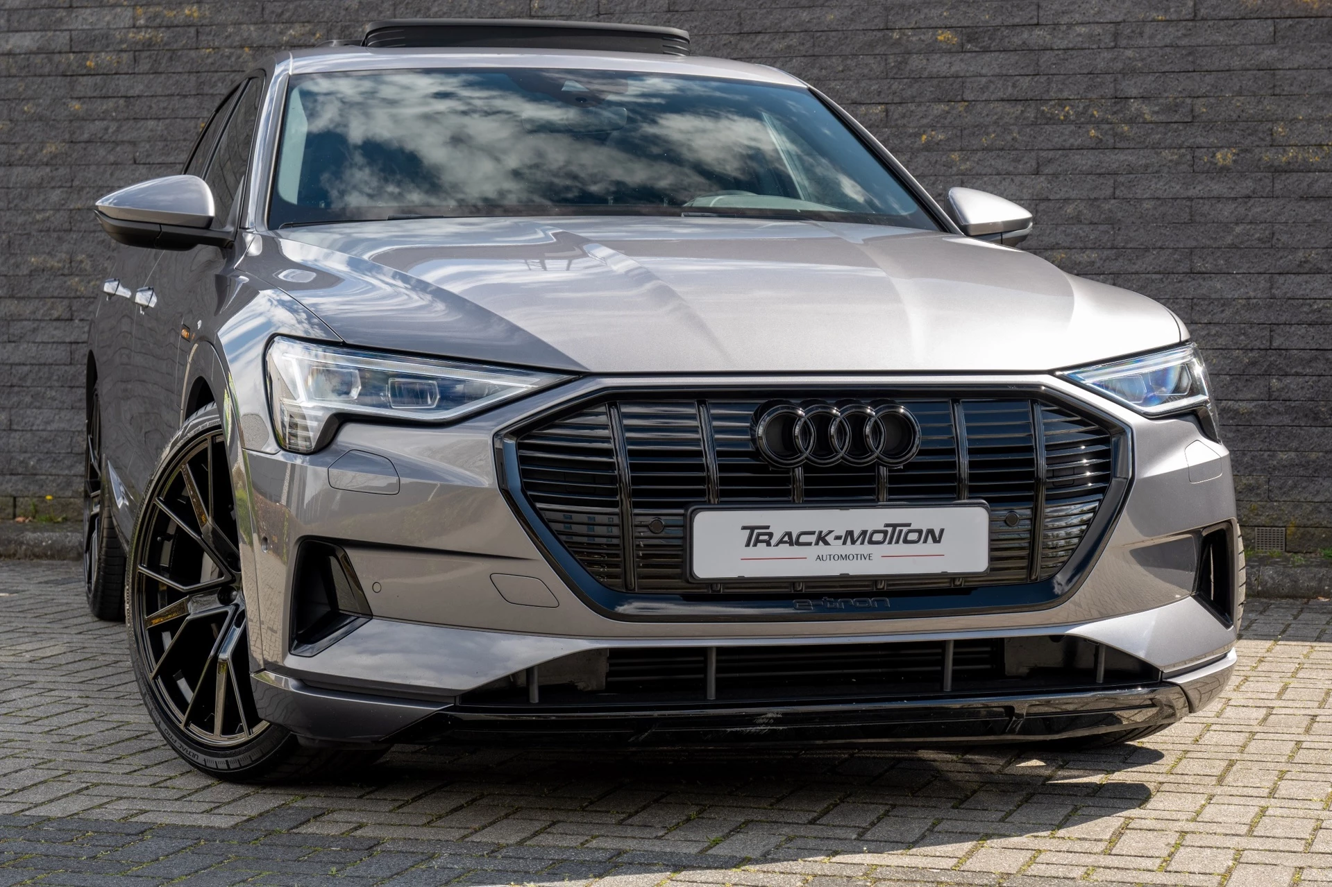 Hoofdafbeelding Audi e-tron