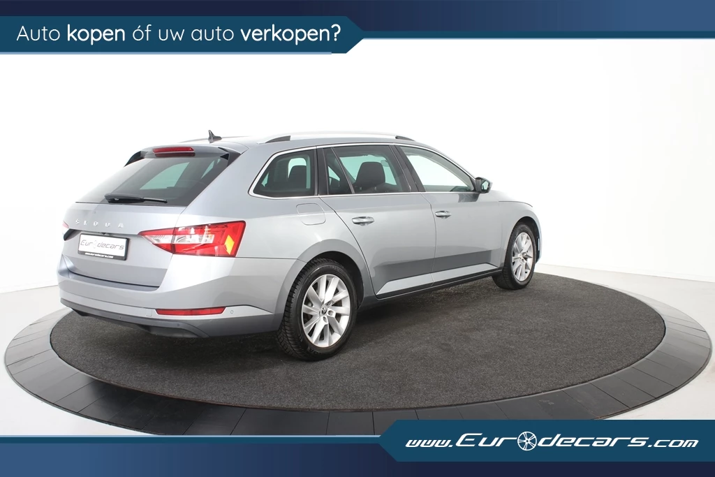 Hoofdafbeelding Škoda Superb