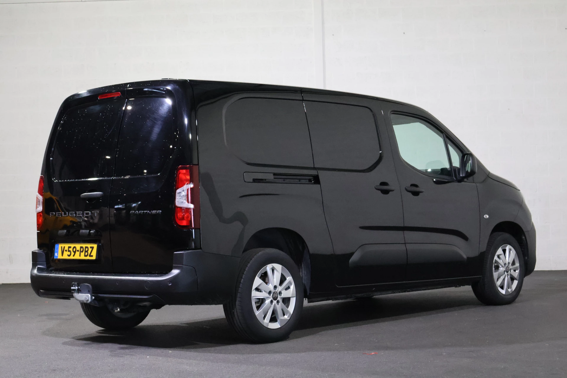 Hoofdafbeelding Peugeot Partner