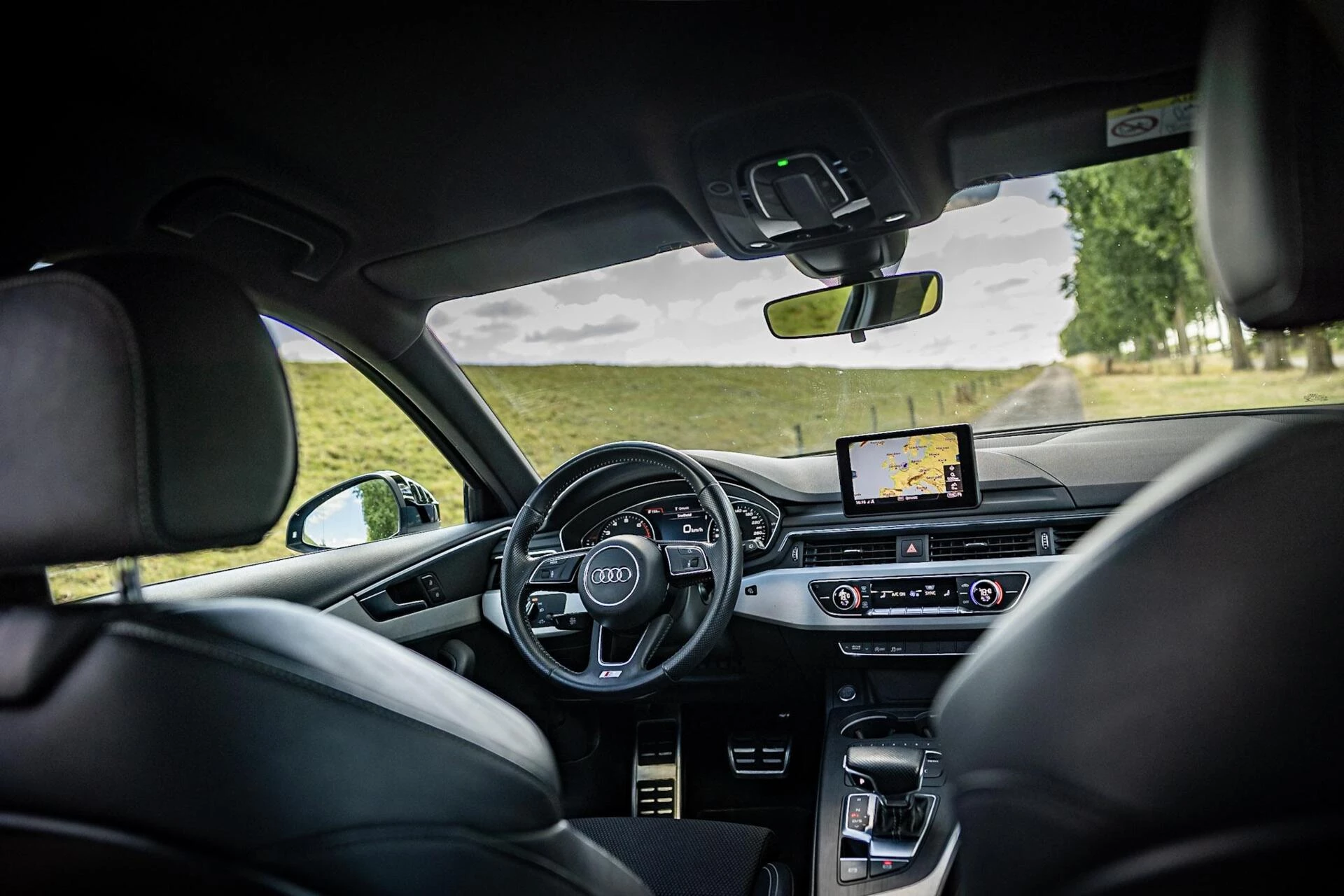 Hoofdafbeelding Audi A4
