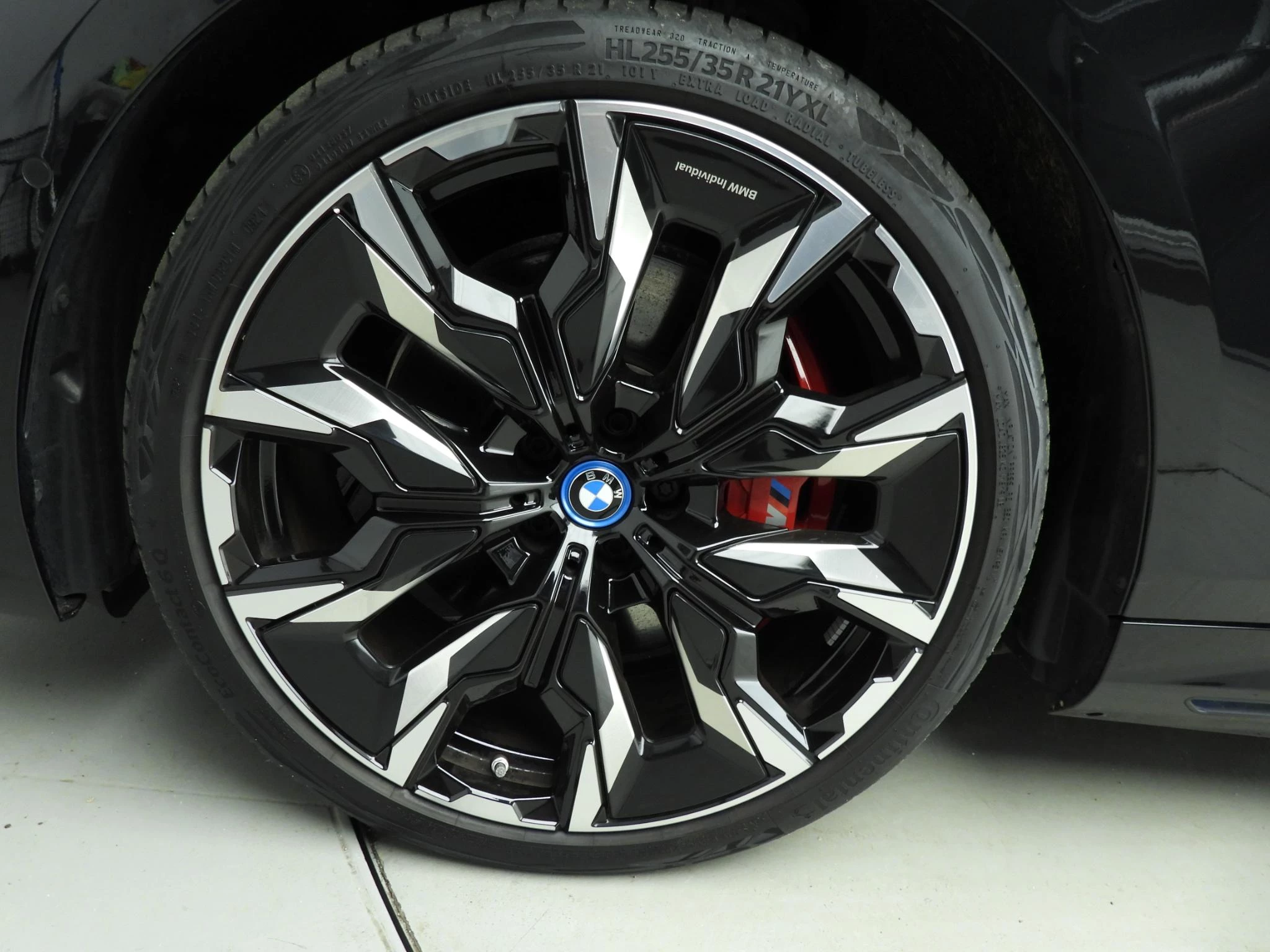 Hoofdafbeelding BMW i5