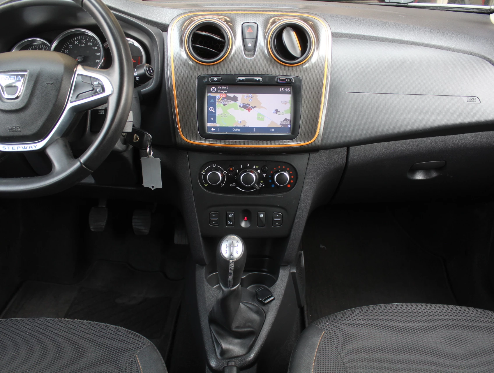 Hoofdafbeelding Dacia Logan