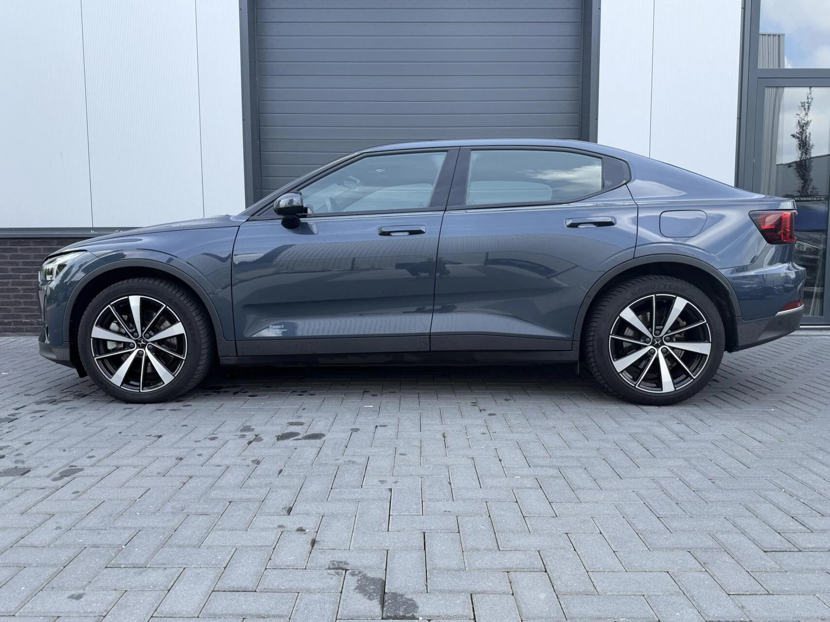 Hoofdafbeelding Polestar 2