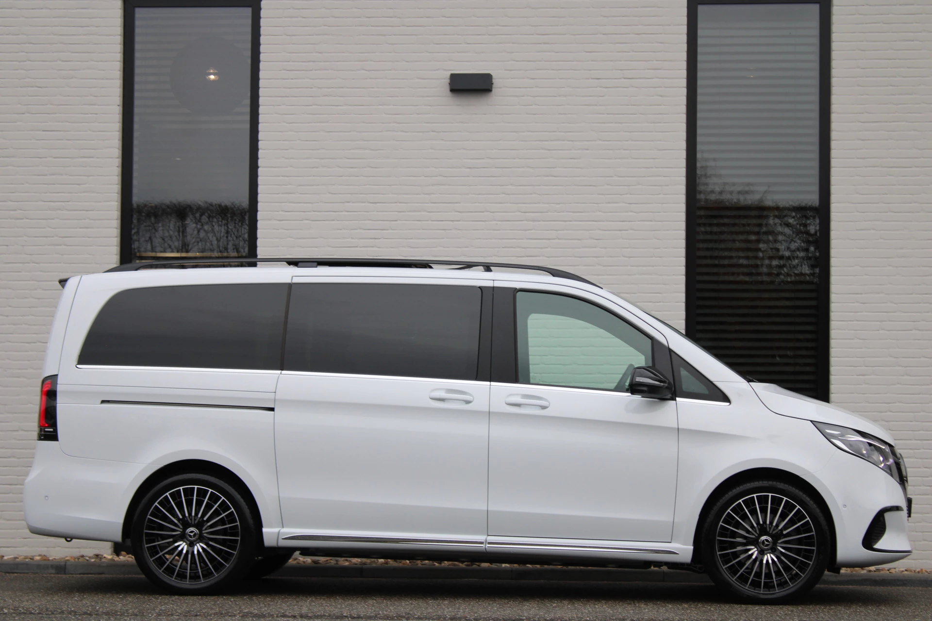 Hoofdafbeelding Mercedes-Benz EQV