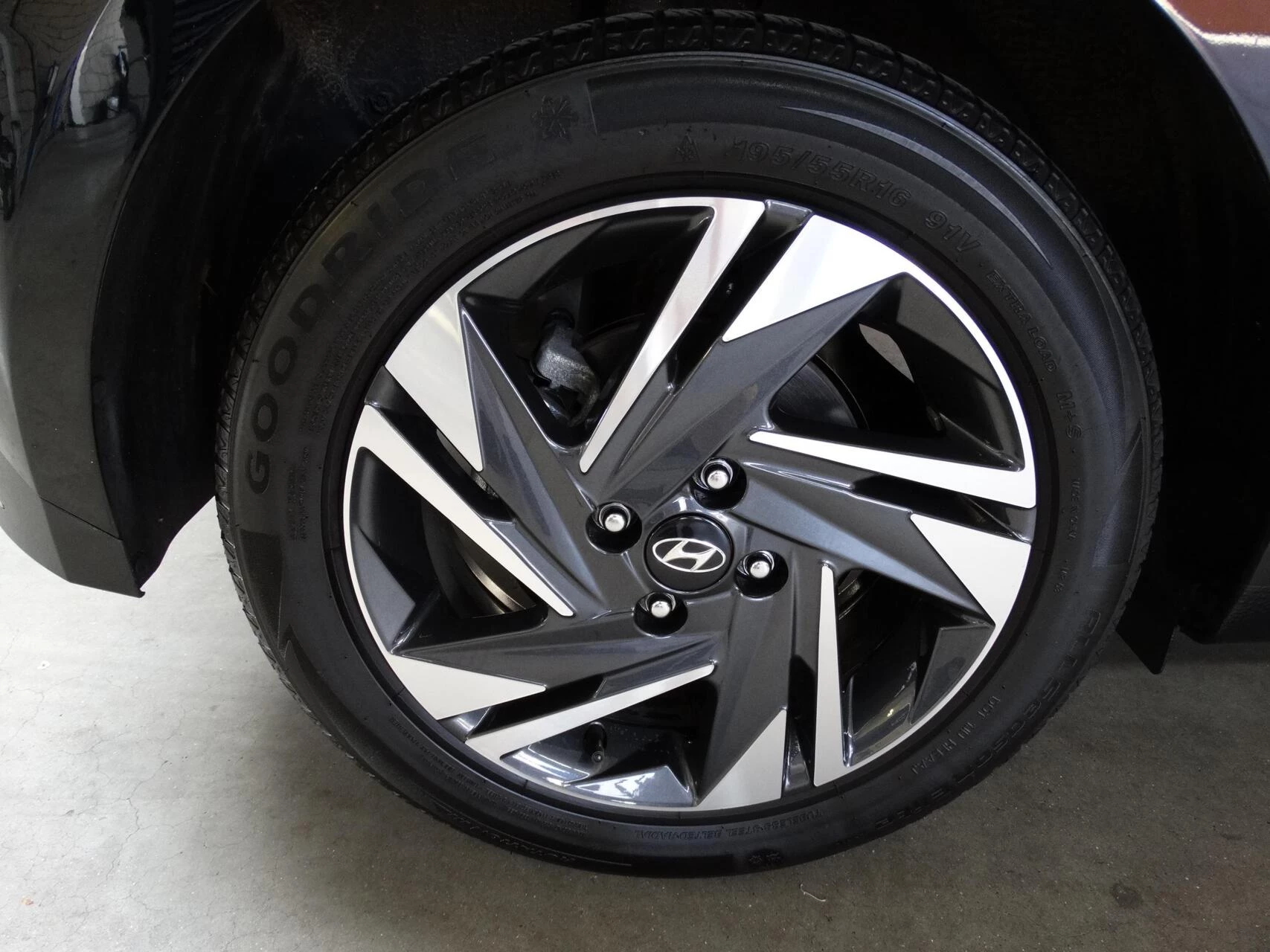 Hoofdafbeelding Hyundai i20