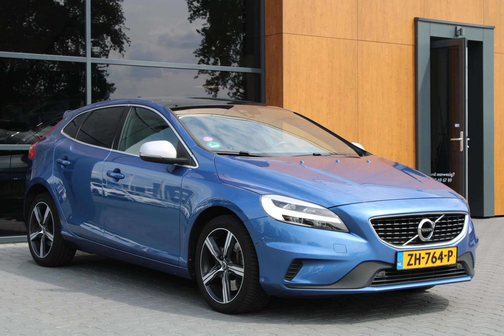 Hoofdafbeelding Volvo V40