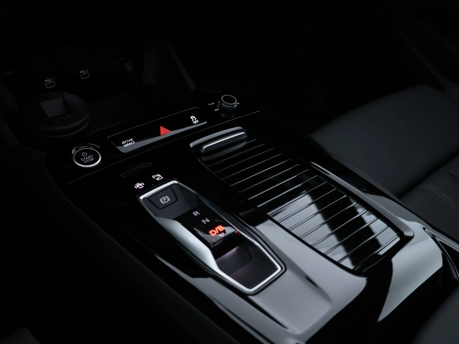 Hoofdafbeelding Audi Q6 e-tron