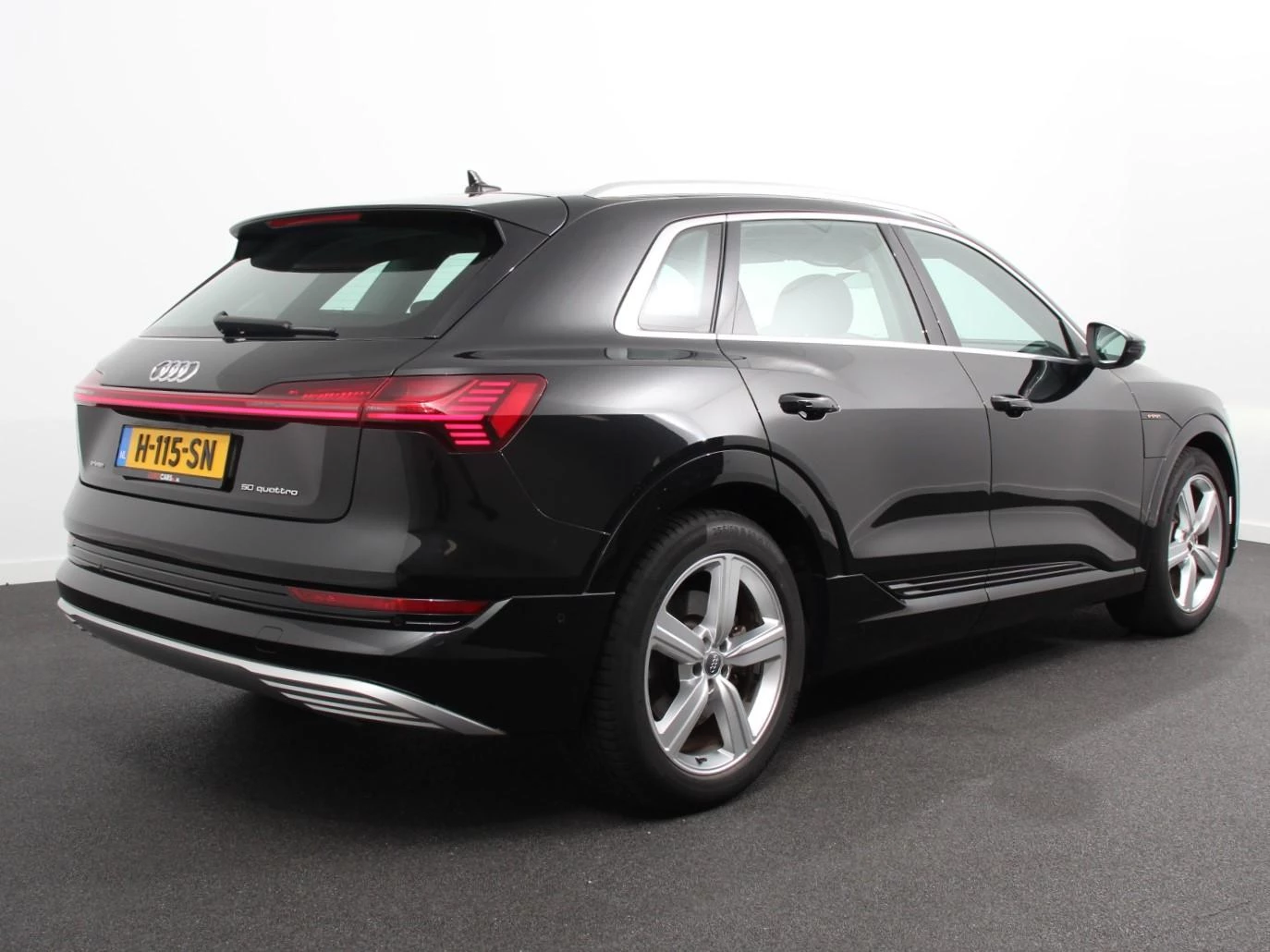 Hoofdafbeelding Audi e-tron