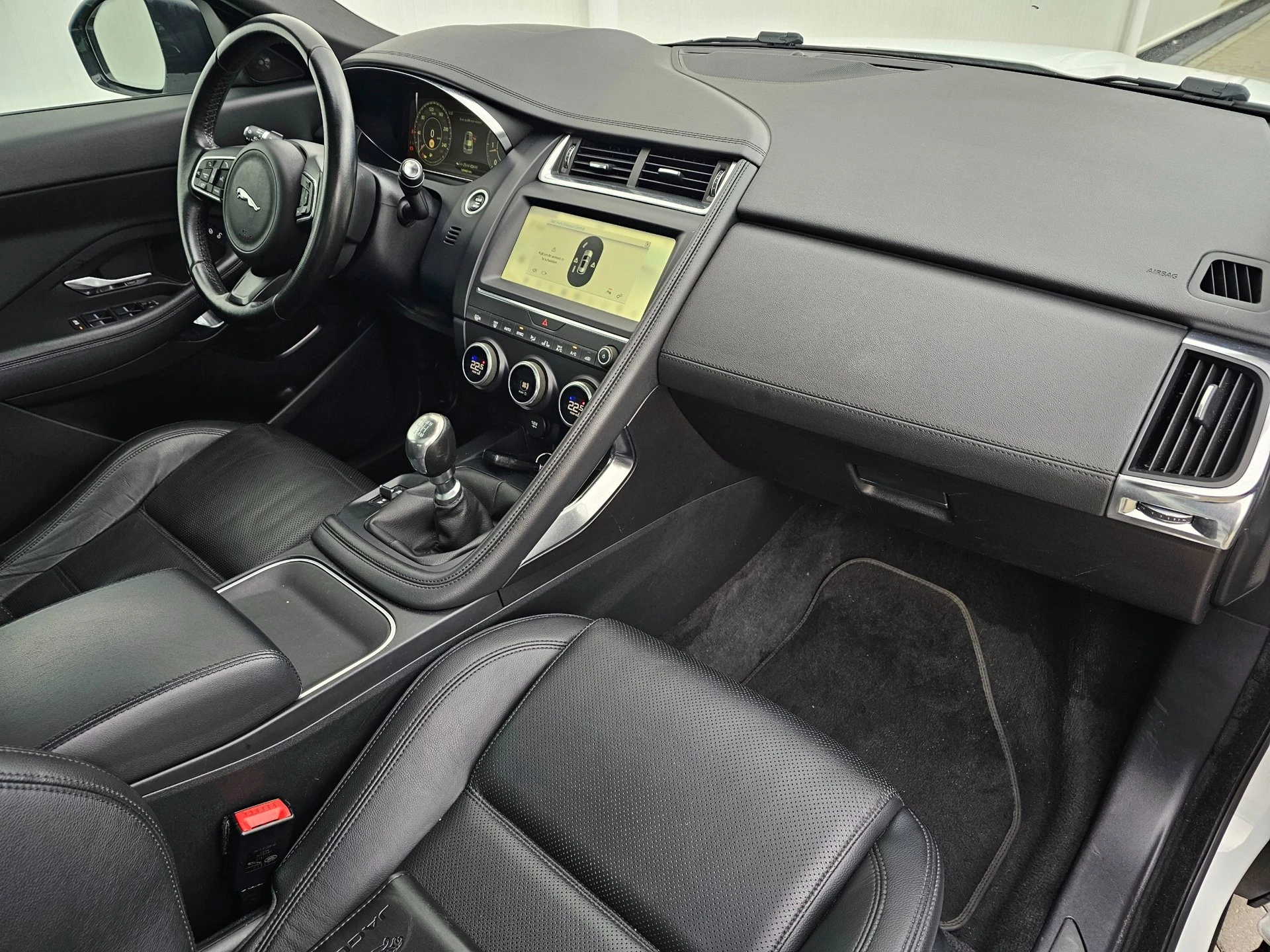 Hoofdafbeelding Jaguar E-PACE