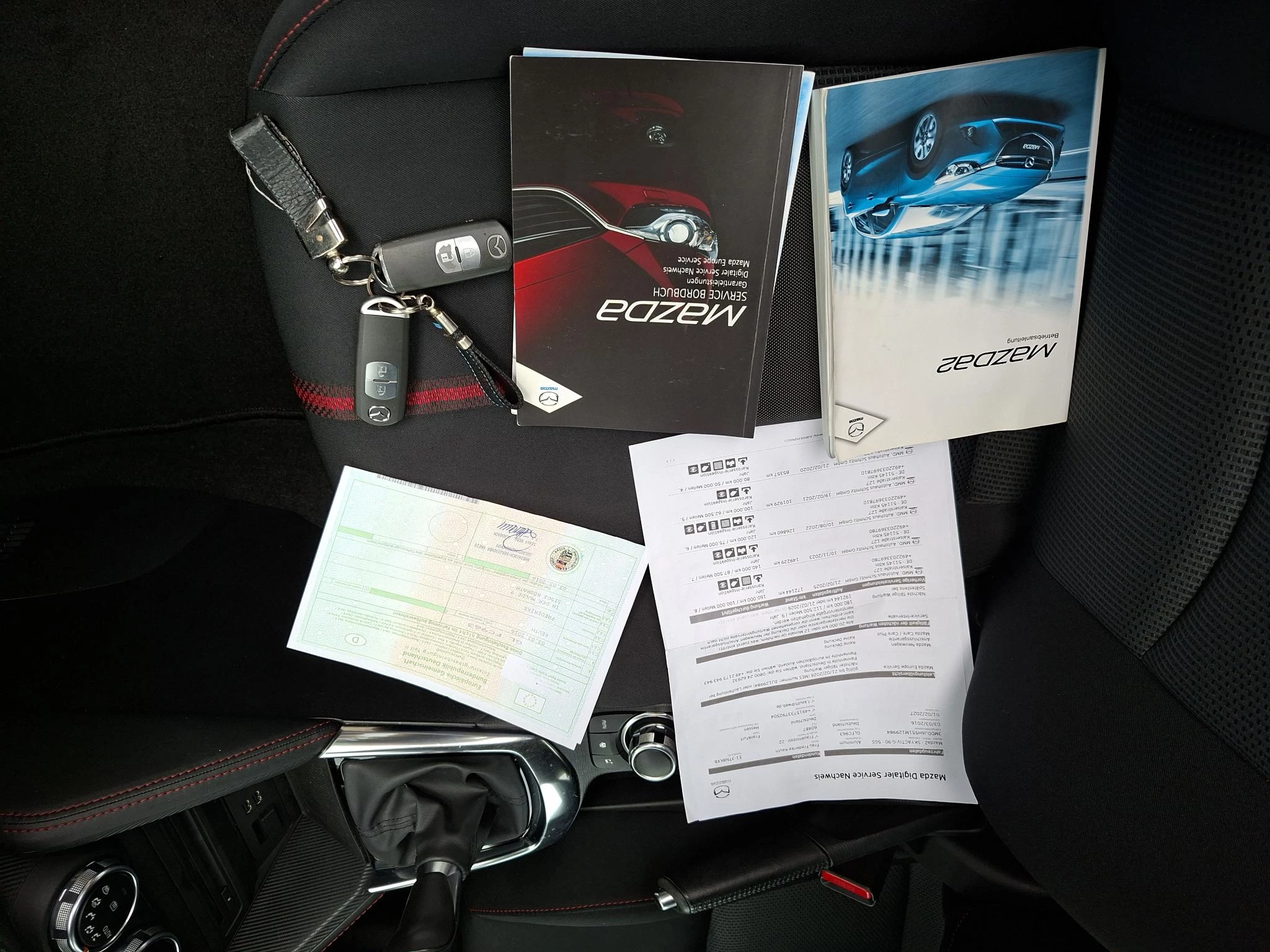Hoofdafbeelding Mazda 2
