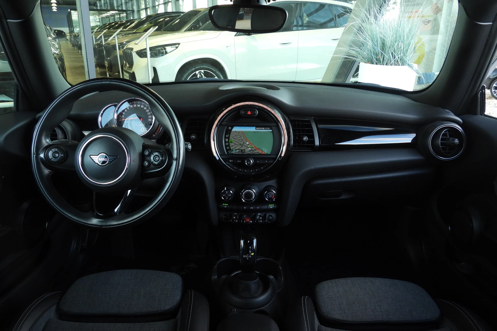 Hoofdafbeelding MINI One