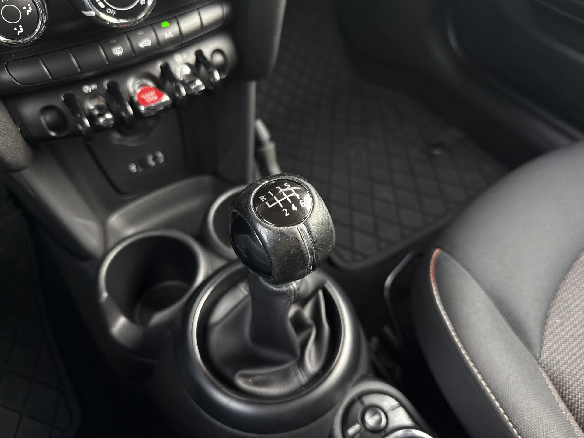 Hoofdafbeelding MINI One