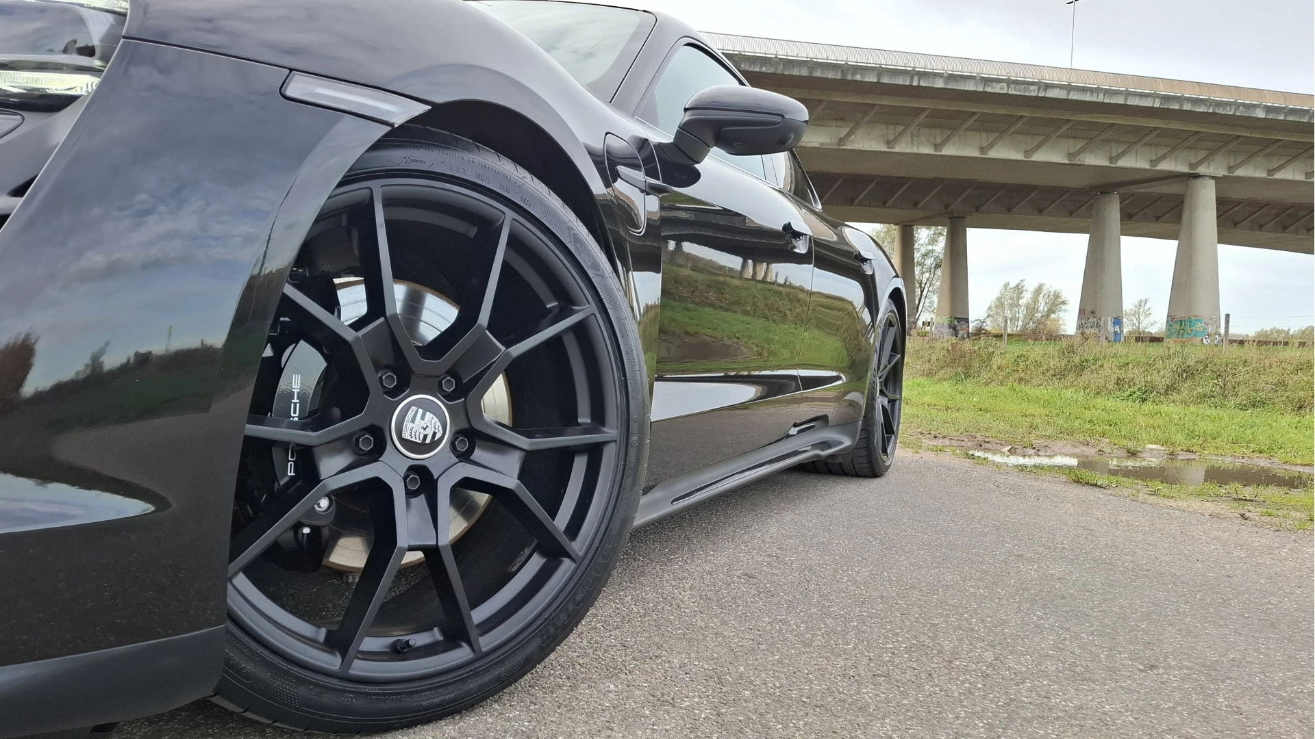 Hoofdafbeelding Porsche Taycan