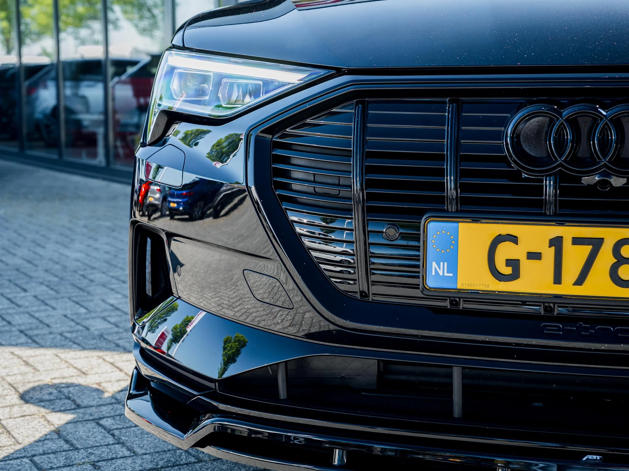 Hoofdafbeelding Audi e-tron