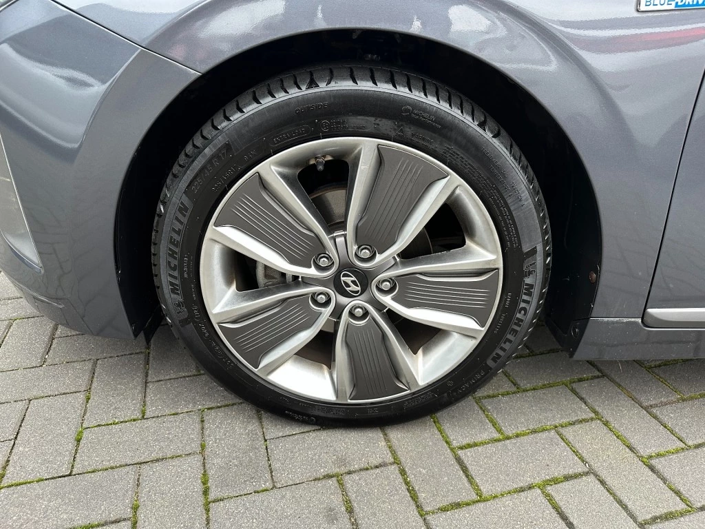 Hoofdafbeelding Hyundai IONIQ