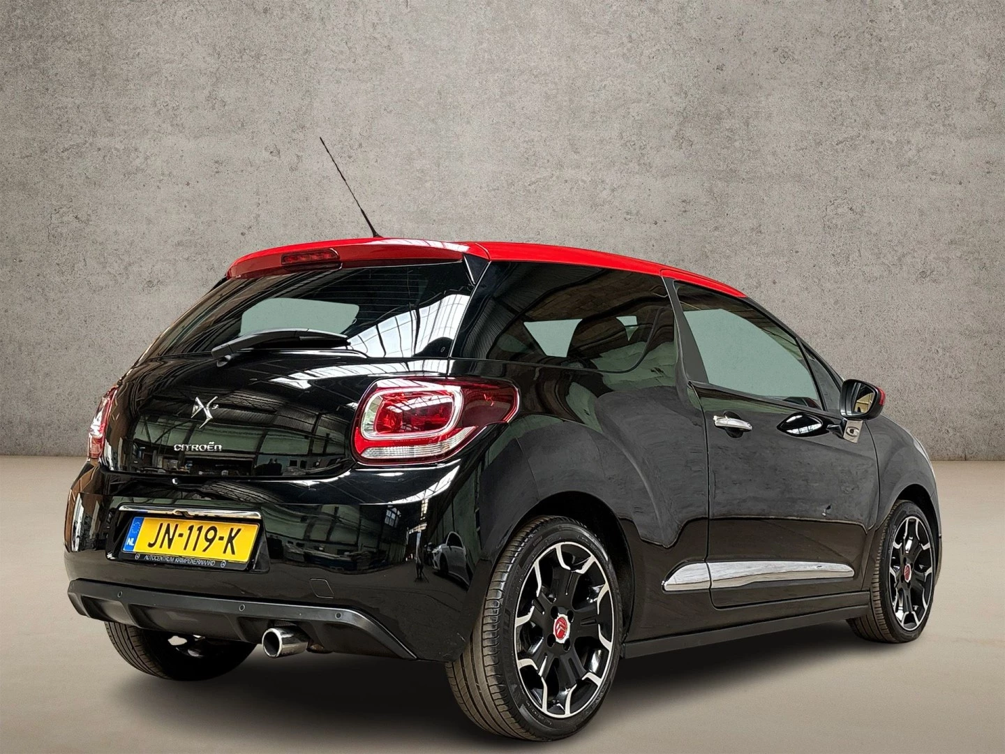 Hoofdafbeelding DS DS 3