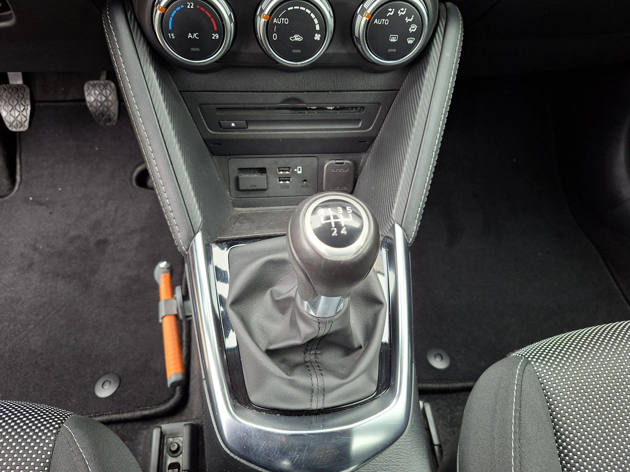 Hoofdafbeelding Mazda 2