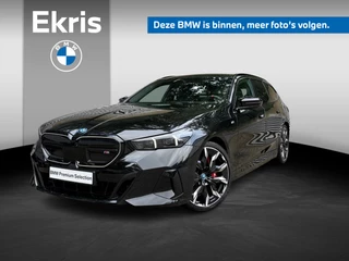 BMW i5 Touring M60 xDrive M Sportpakket Pro | Innovation Pack | Travel Pack | Glazen panoramadak | Driving Assistant Professional | Parking Assistant Professional