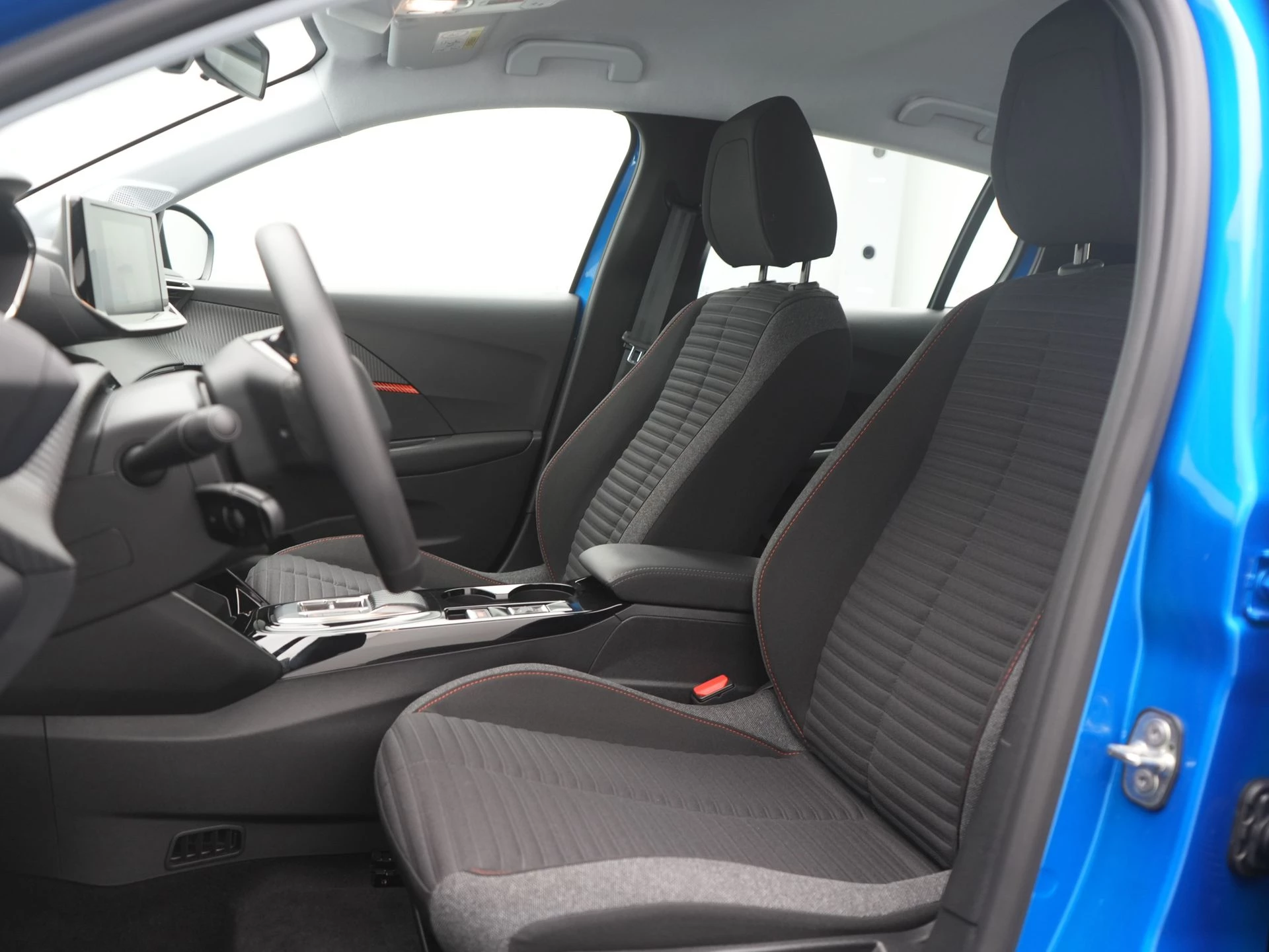 Hoofdafbeelding Peugeot e-208